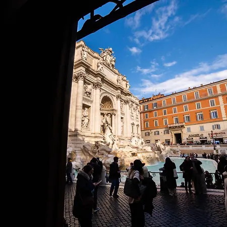 Fontana Di Trevi Sweet