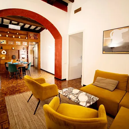 Fontana Di Trevi Sweet Apartamento *